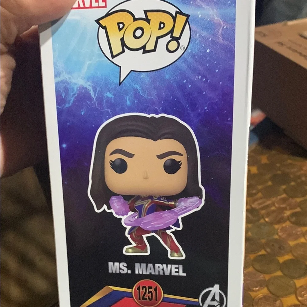 Funko Pop! Ms. Marvel Figure - Purple and Black - Picture 4 of 4